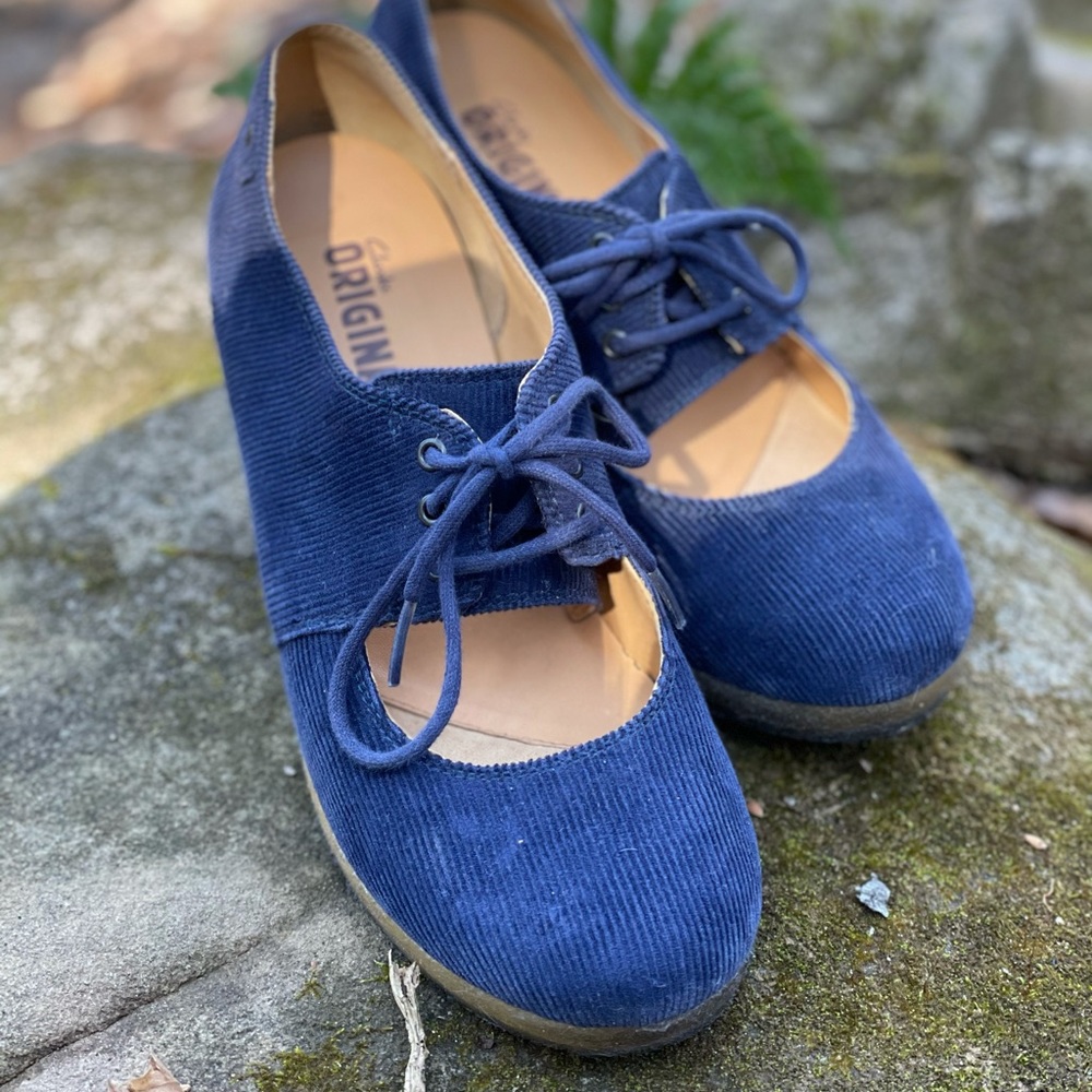 Clark’s Originals Navy Blue Corduroy Shoes